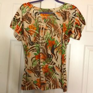 Ladies top by Jane Ashley shirt sleeves